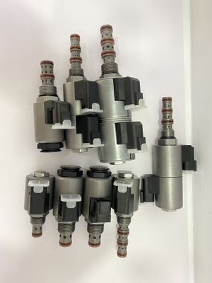 En la cavidad hidráulica de reemplazo de válvula de solenoide fuera del cartucho