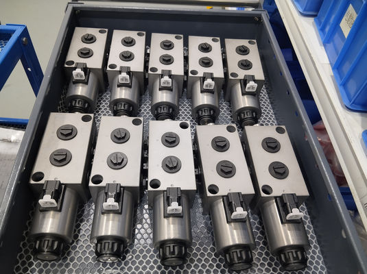 Valva de solenoide hidráulica de gran caudal con caudal de 160L ER o DG personalizada 6 vías 2 posición